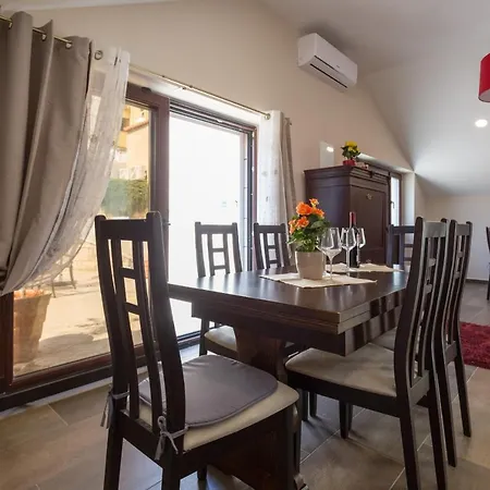 Three Bedroom Spacious Petrunjela Apartman Dubrovnik