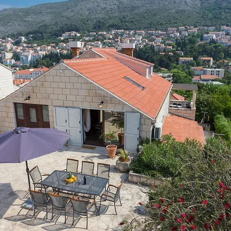 Three Bedroom Spacious Petrunjela Apartman Dubrovnik